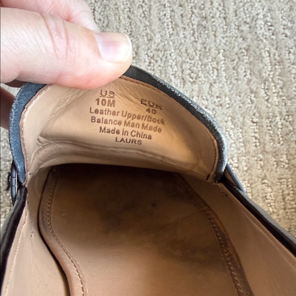 Sam Edelman Black Loafers with Gold Detailing - Picture 3 of 4